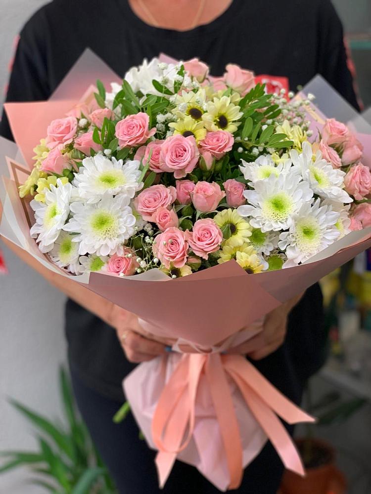 Букет цветов из: Розы и Хризантемы в Песчанке
