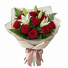 Букет цветов из:  Лилии и Розы #REPLACE_PRED# Песчанке