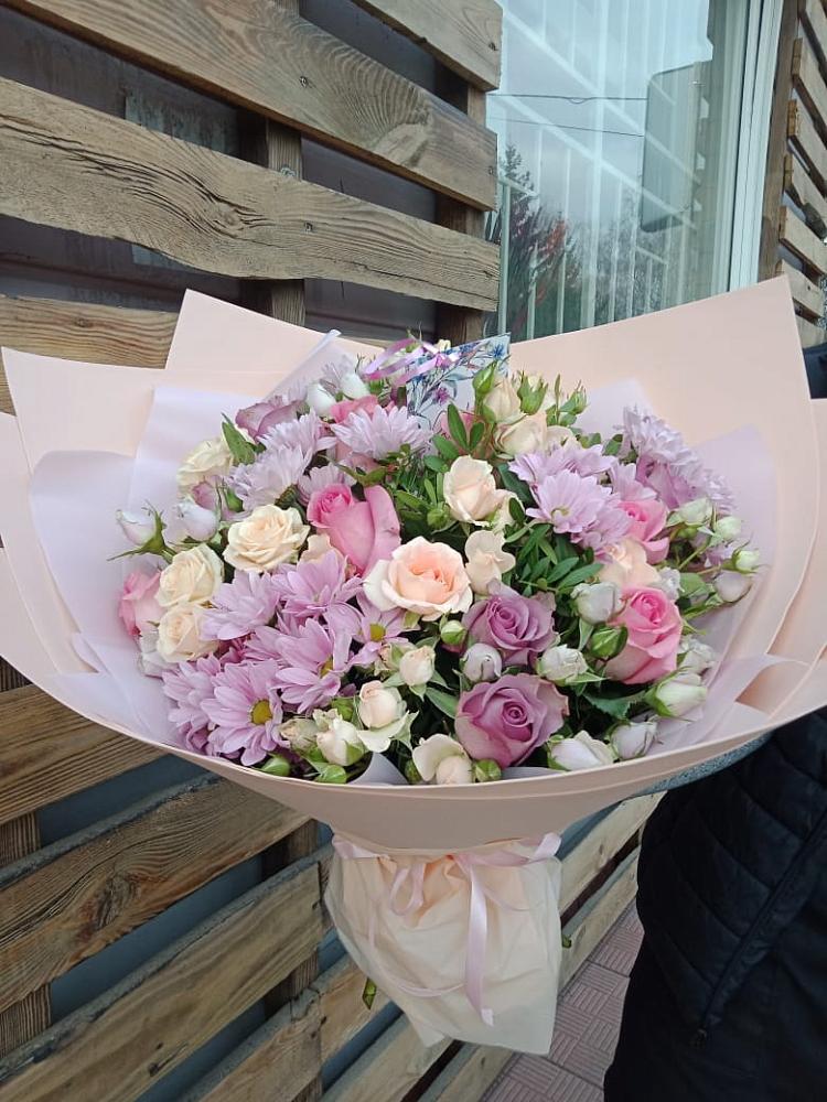 Букет цветов из: Розы и Хризантемы в Песчанке