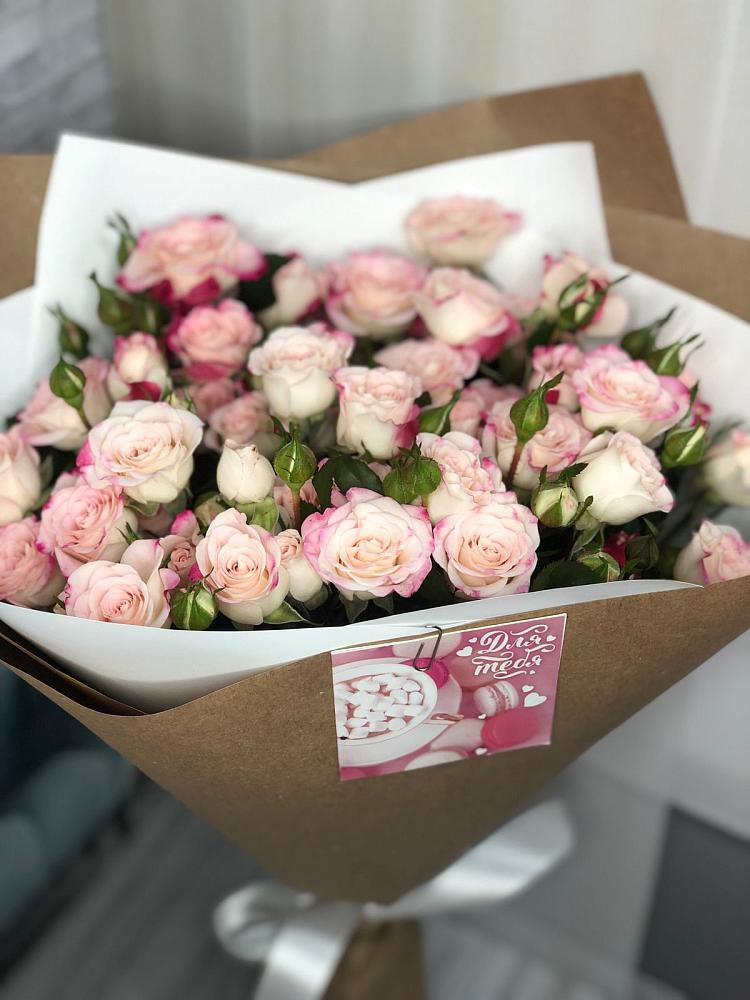 Букет цветов из: Розы в Песчанке