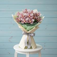 Букет цветов из:  Орхидеи и Розы в Песчанке