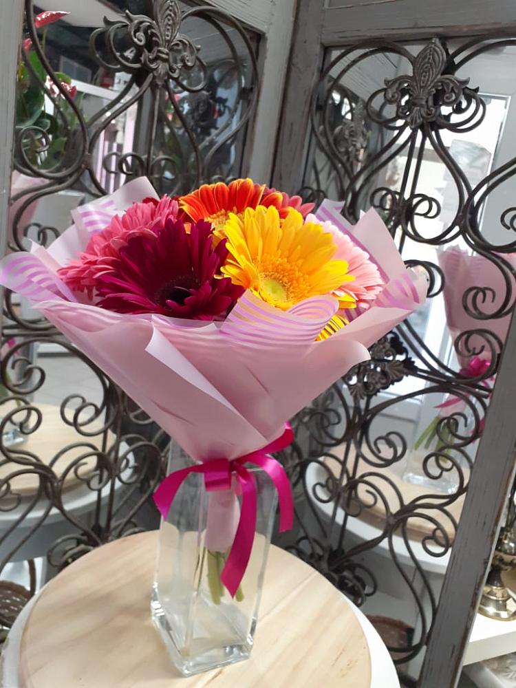 Букет цветов из: Герберы в Песчанке