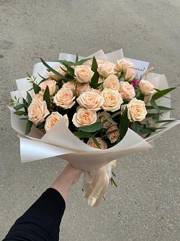 Букет Кремовые розы Латте в Песчанке