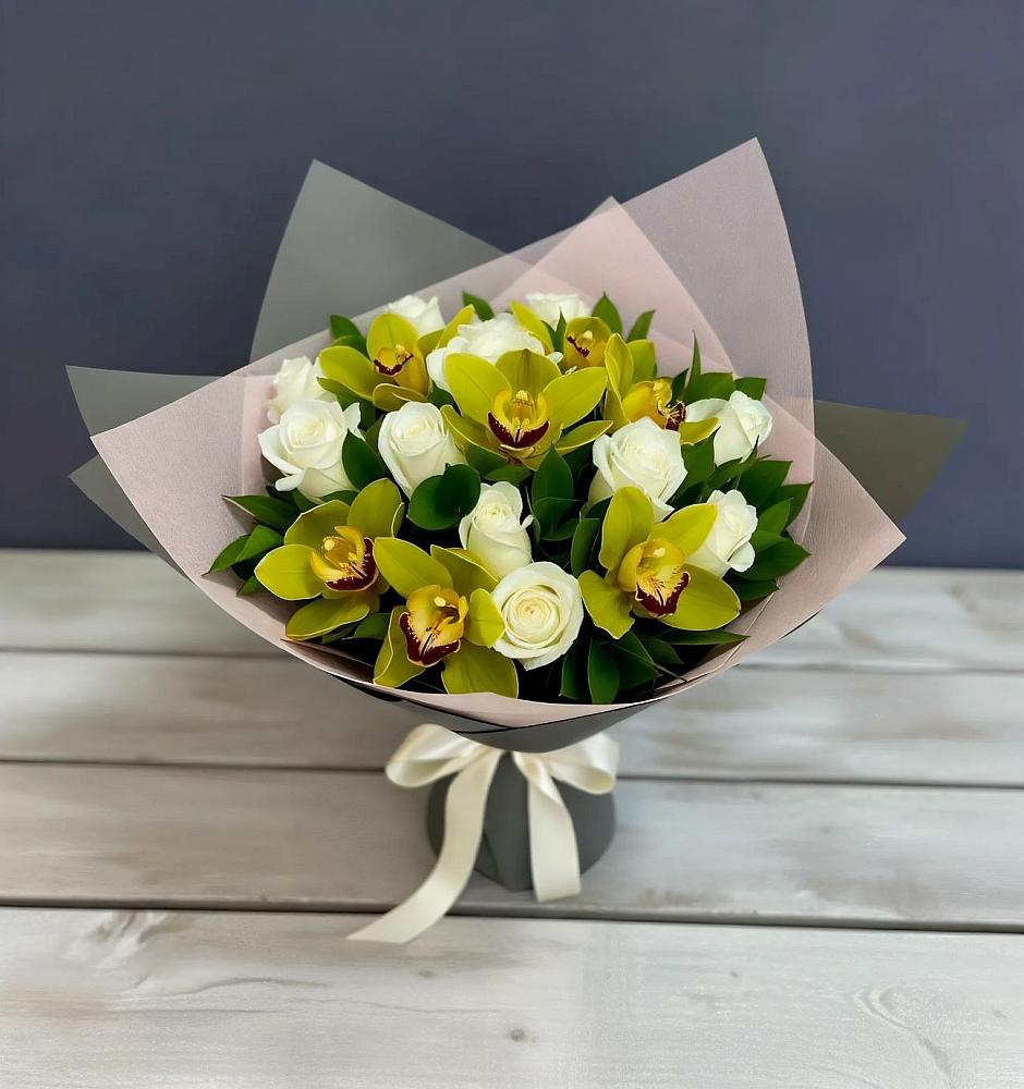 Букет цветов из: Орхидеи и Розы в Песчанке