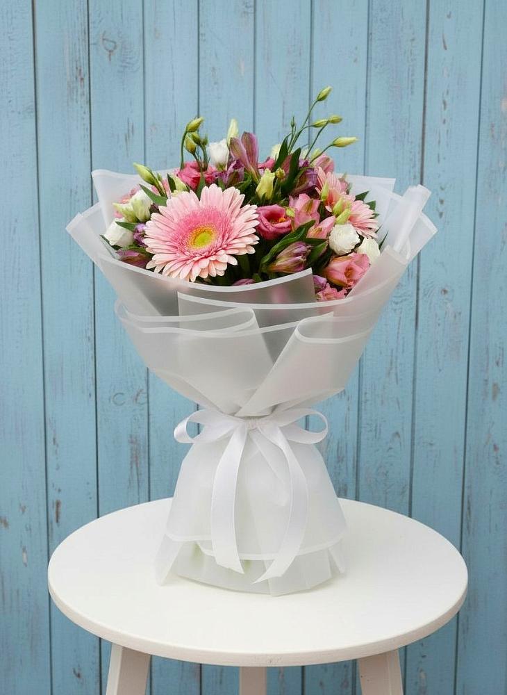 Букет цветов из: Герберы, Альстромерии и Лизиантусы в Песчанке