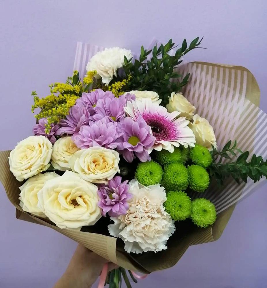 Букет цветов из: Хризантемы, Розы, Гвоздики и Герберы в Песчанке