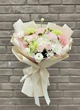 Букет цветов из:  Гвоздики, Розы, Лизиантусы и Хризантемы в Песчанке