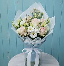 Букет цветов из:  Розы и Лизиантусы в Песчанке