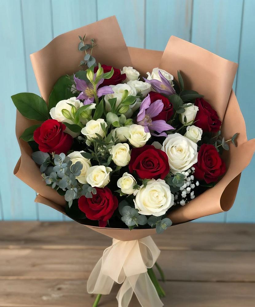 Букет цветов из: Розы и Альстромерии в Песчанке