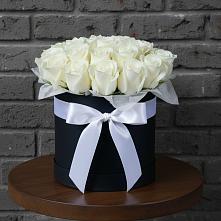 Цветочная композиция из Розы в шляпной коробке в Песчанке